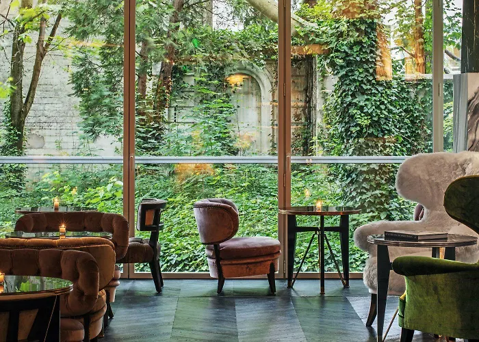 Hôtel de Berri Champs-Élysées, a Luxury Collection Hotel Paris